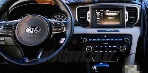 2016 Kia Sportage dashboard leaked by a magazine - Report