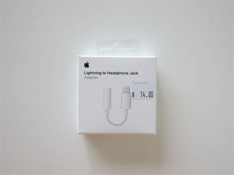 Apple Lightning to 3.5mm Headphone Jack Adapter « Blog | lesterchan.net