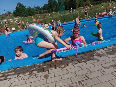 Basen Odkryty W Wiebodzicach Idealny Na Upa Y Najwi Kszy W Regionie