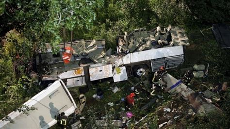 Dieci anni dalla tragedia di Monteforte Irpino Manzoni Più uniti che