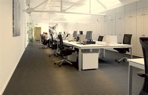 Office Vinyl Flooring Dubai - Perfect For Your Office Floor