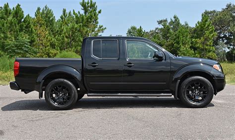 2018 Nissan Frontier SV V6 Crew Cab Midnight Edition 44 Review Test