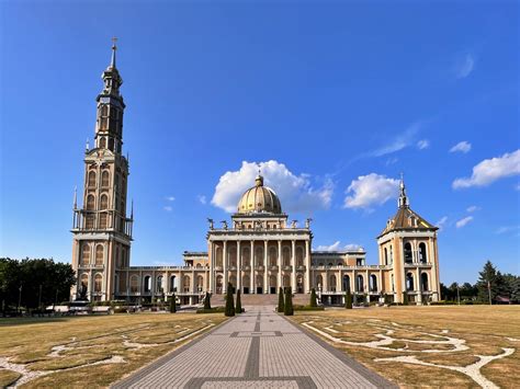 Bazylika w Licheniu największy kościół w Polsce Licheń Stary