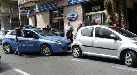 Un policier hors service arrête un homme après une agression brutale