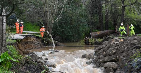 Another Atmospheric River Hits California With Heavy Rain Swelling Rivers Reportwire