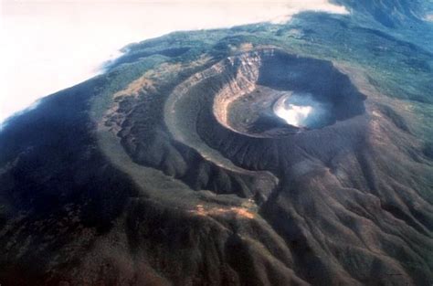 Santa Ana | Volcano World | Oregon State University