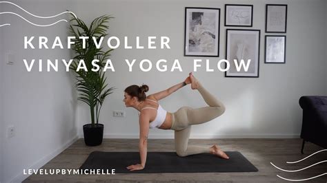 Kraftvoller Dynamischer Vinyasa Yoga Flow Minuten Mittelstufe