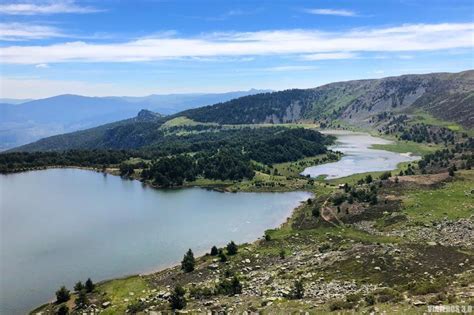 Las lagunas de Neila en Burgos cómo llegar y rutas de senderismo