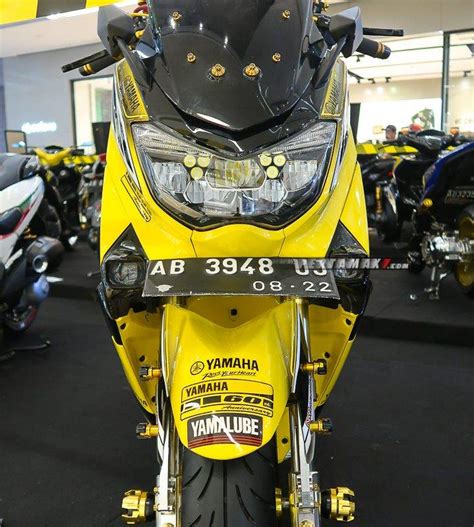 Xmax Kuning Yamaha Customaxi Solo Baru Jawa Tengah Pertamax