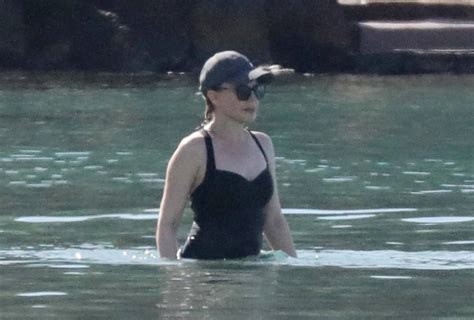 Kylie Minogue In Black Swimsuit At The Beach In Athens 38 Gotceleb