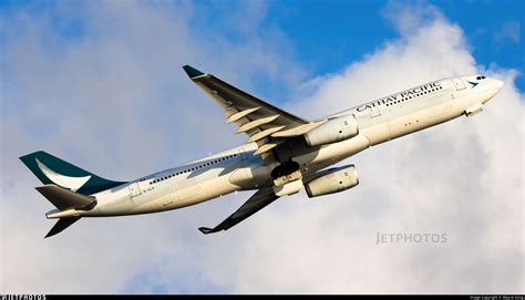 B HLR Airbus A330 343 Cathay Pacific Airways Wayne Song JetPhotos