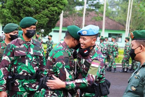 Danyonif R 303 Kostrad Pimpin Pelepasan Satgas BGC TNI Konga XXXIX D TA