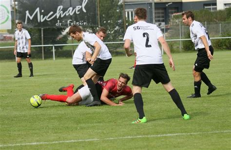 Tsv Stra Berg Siegt Im Derby Gegen Sv Heinstetten