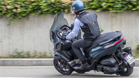 Motorrad Vergleich Piaggio Mp3 530 Hpe Exclusive 2022 Vs Piaggio Mp3