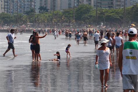 Banhistas Voltam A Lotar Praias Em Sp E Cometem Irregularidades