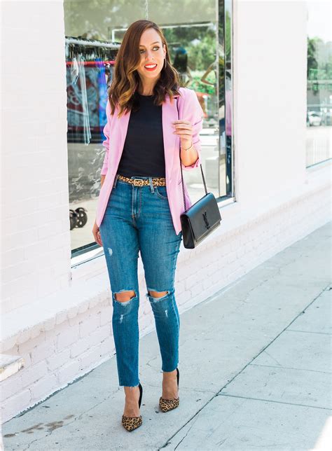 Sydne Style Shows How To Wear A Blazer And Jeans In Levis Denim