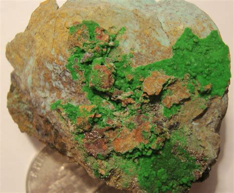 CSMS GEOLOGY POST: CONICHALCITE: A PRETTY GREEN ROCK