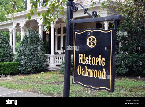 Neighborhood sign to Raleigh North Carolina's Oakwood Historic District ...