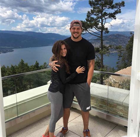Who Is Taylor Lewans Wife All About Taylin Lewan