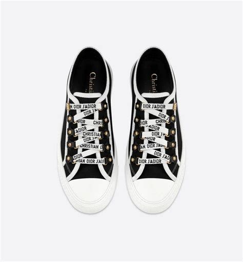 Pin by RODRIGO BUENO on Spring - Summer 2020 | Dior sneakers, Canvas ...