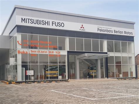 Ktb Resmikan Diler Baru Fuso Di Pekanbaru Berita Otomotif Mobil