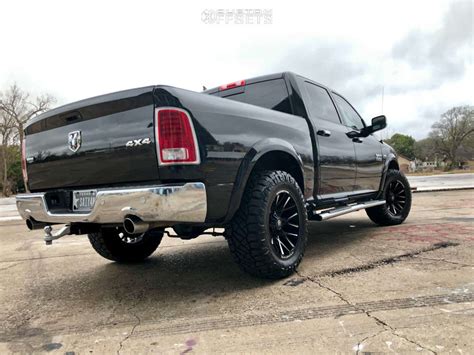 2015 Ram 1500 With 20x10 25 Dropstars 654bm And 35 12 5R20 Nitto Ridge