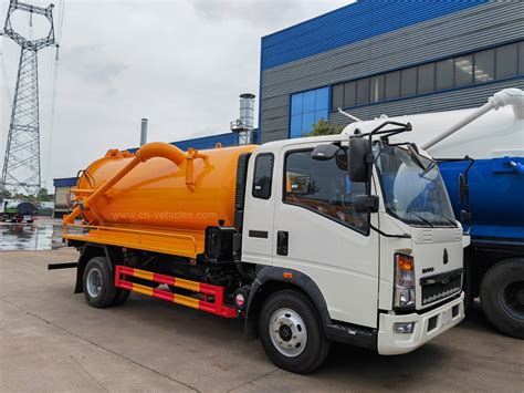 Howo Cbm Wheel High Pressure Fecal Collection Sewage Suction Truck