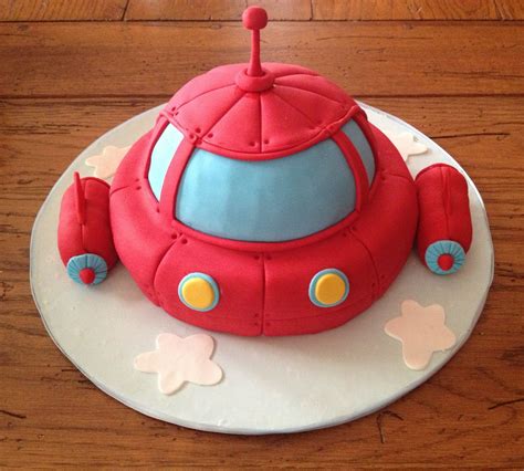 Little Einsteins Rocket Cake