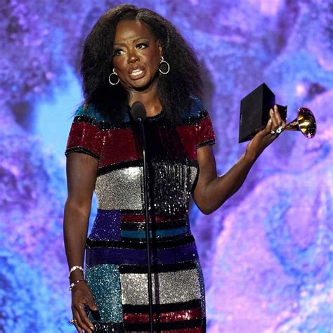 Grammys 2024 Viola Davis Lesly Myrilla