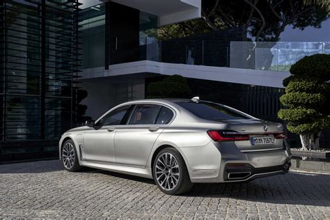 The New Bmw Le Xdrive In Colour Donington Grey And M Light Alloy