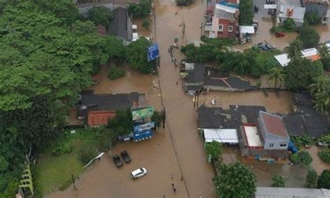 Sembilan Kecamatan Di Kabupaten Bekasi Masih Terendam Banjir Indoposco