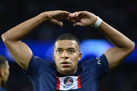 Bombazo Mundial Revelaron La Mega Millonaria Cifra De La Renovación De Kylian Mbappé Con El Psg