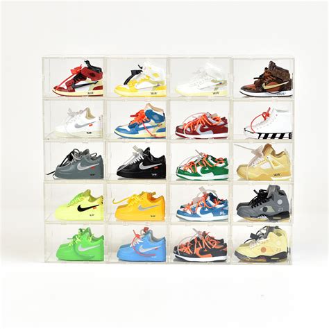 3d mini sneakers