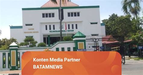 Dugaan Korupsi Dana BOS SMKN 1 Batam Kerugian Negara Hampir Setengah