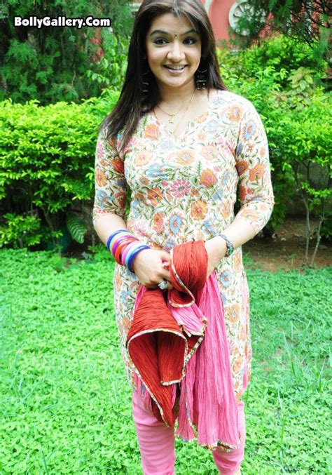 Aarthi Agarwal Big Tits Sexy Nude Woman