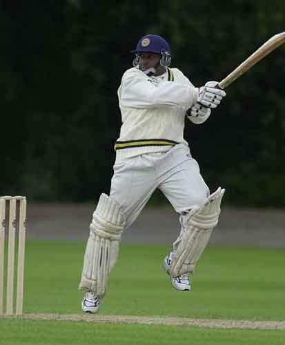 Aravinda De Silva With A Square Cut On His Way To A Half Century