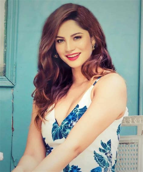 Neelam Muneer Latest Photos Hd Pakistani Actress Neelam Muneer New