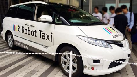 Japan Will Start Self Driving Taxi Trials Next Year Techspot