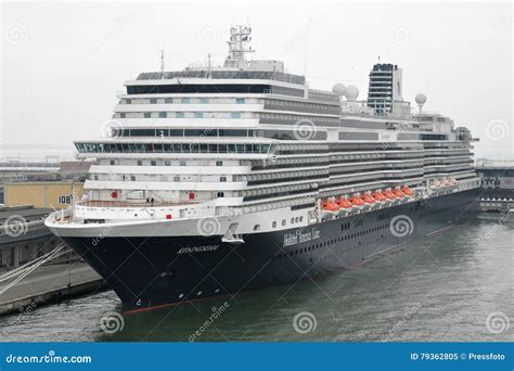 Koningsdam Holland America Line Editorial Image Image Of Cruise