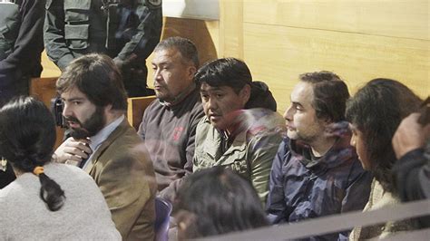 Comuneros mapuches formalizados por Operación Huracán son puestos en