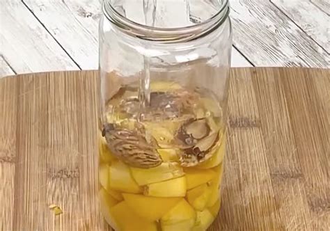 Liquore Alla Pesca Fatto In Casa