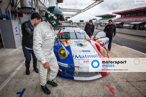 Jacques Laffite Tests The Imsa Performance Matmut Porsche Gt