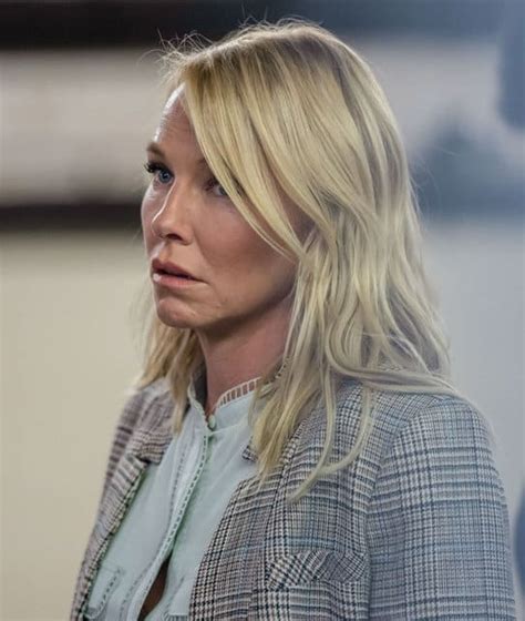 How Amanda Rollins Return On Law And Order Svu Could Help Balance Bensons Obsessive Need To