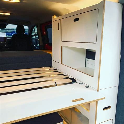 Der Campingausbau F R Den Ford Transit Custom Kastenwagen In