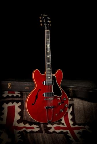 1966 Gibson ES-330 Cherry > Guitars Electric Solid Body | Rumble Seat Music