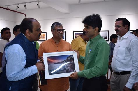 Photo Exhibition By Noida Media Club 2022 Inaugurated By Suhas Ly Dm