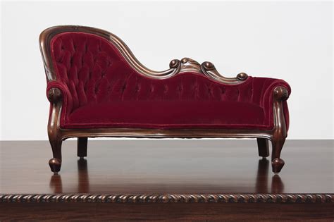 Miniature Victorian Single-End Show-Frame Sofa | Laurel Crown Furniture