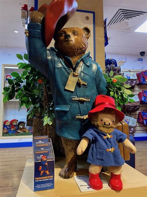 ULTIMATE GUIDE TO PADDINGTON BEAR SHOP IN LONDON