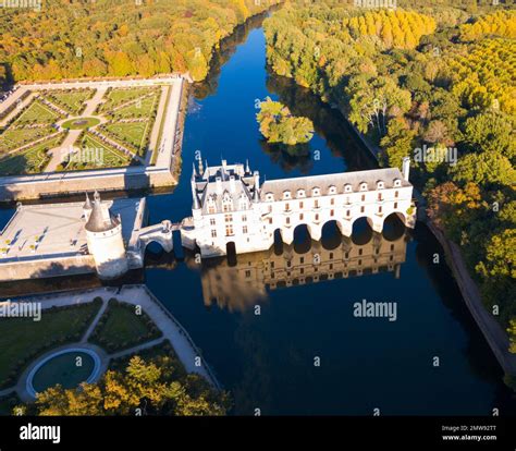 Aerial view of Chateau de Chenonceau Stock Photo - Alamy