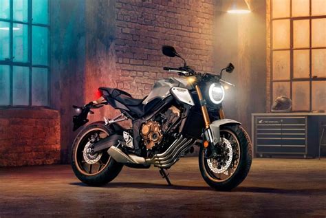 Las 30 motos naked y retro o custom más vendidas hasta junio Moto1Pro